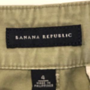 Olive green Banana Republic shorts.
